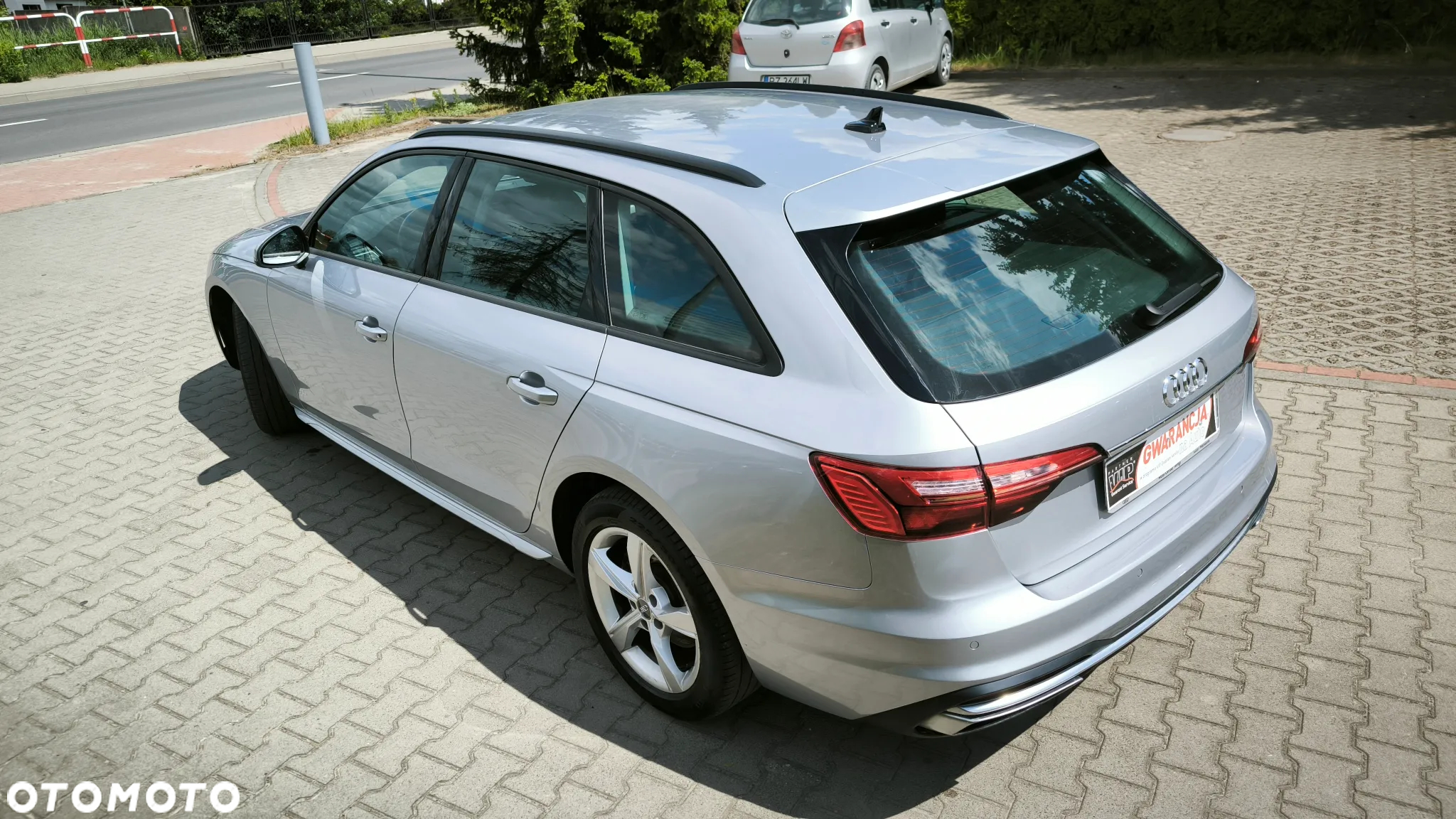 Audi A4 2.0 TDI Design S tronic - 11