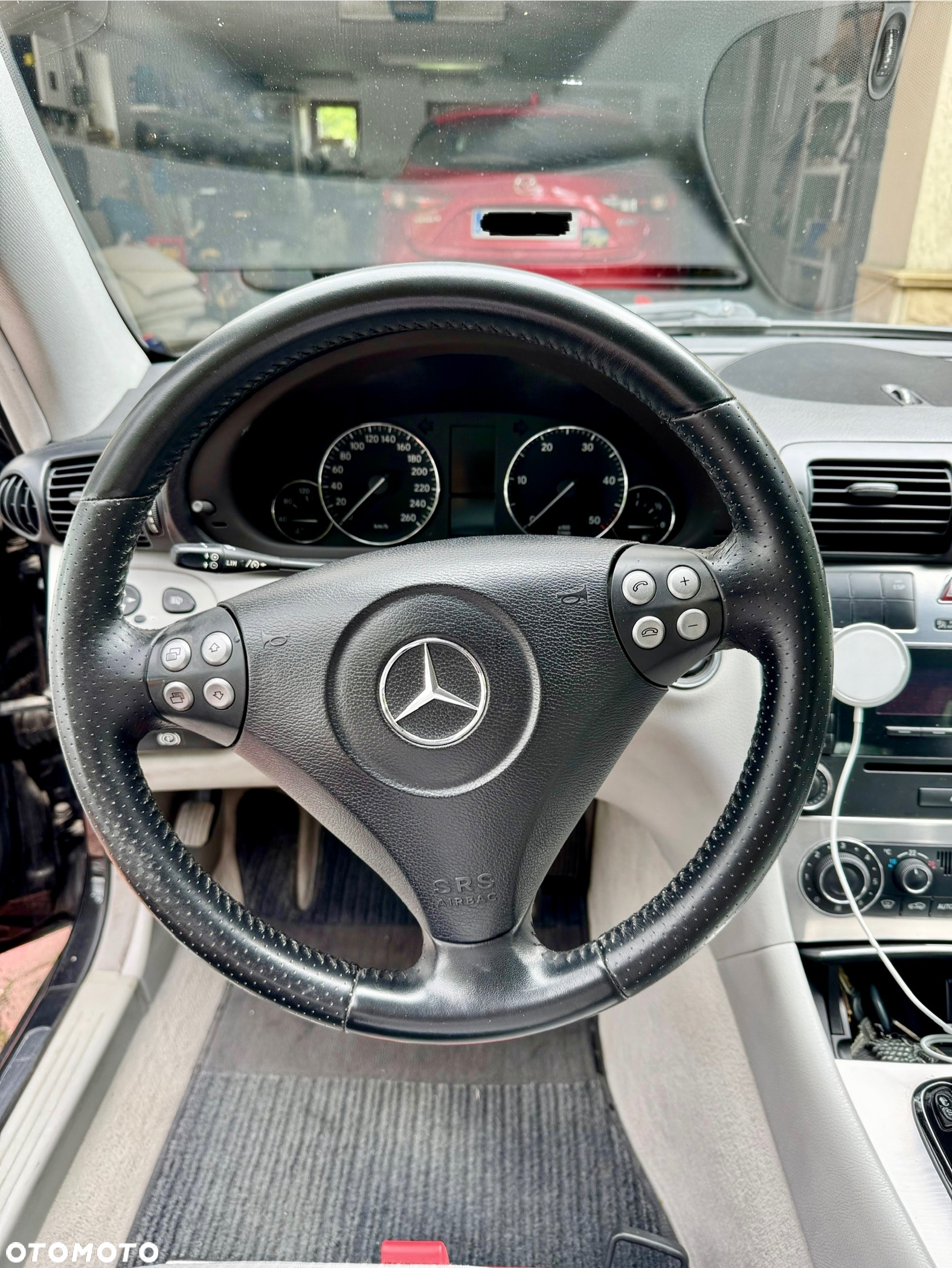 Mercedes-Benz Klasa C - 9
