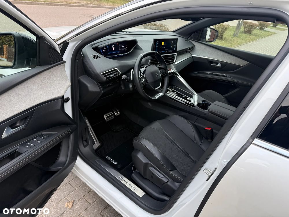 Peugeot 5008 PureTech 130 EAT8 Stop & Start GT - 14