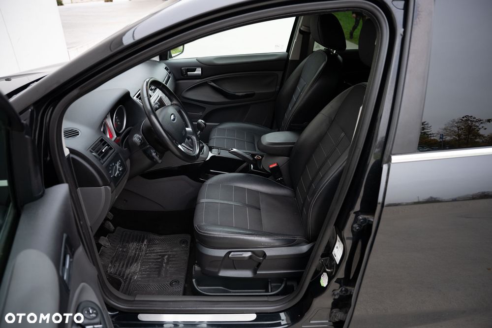 Ford Kuga - 11