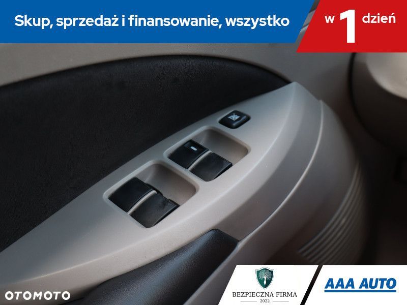 Mitsubishi Grandis - 17