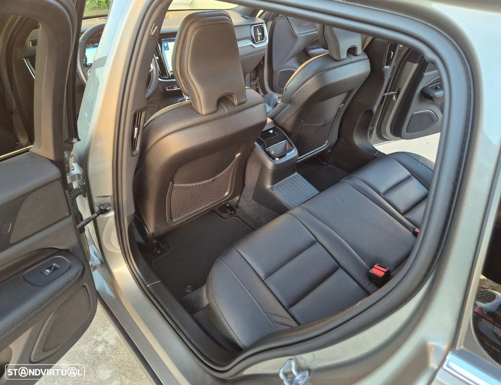 Volvo V60 2.0 T8 AWD TE Inscription - 54