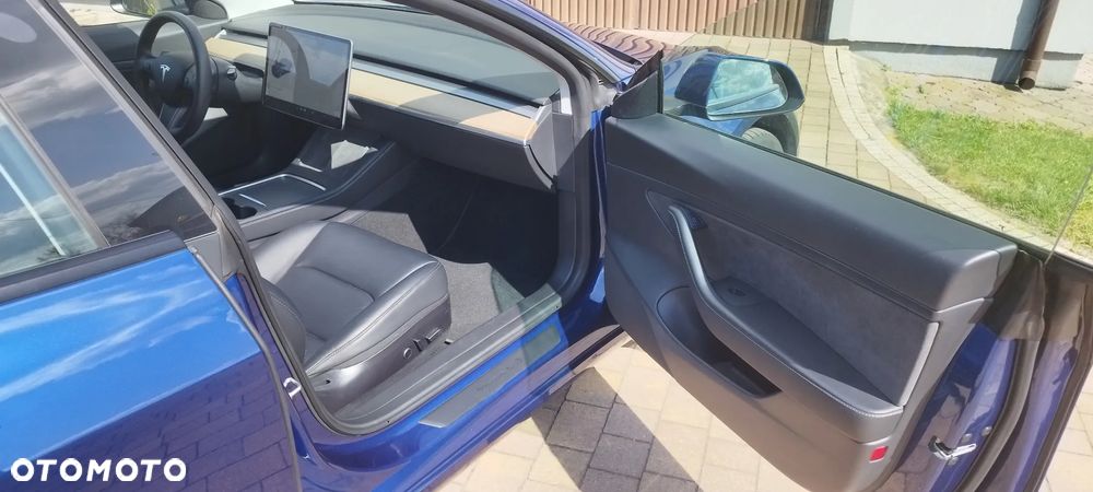 Tesla Model 3 Standard Range Plus - 9