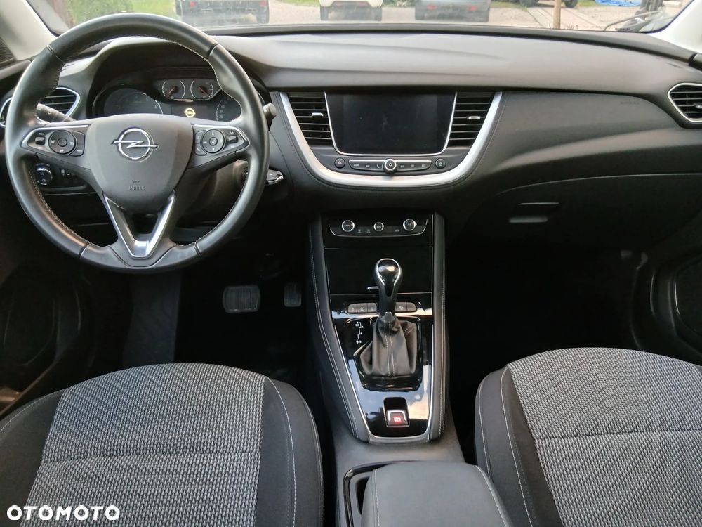 Opel Grandland X - 10