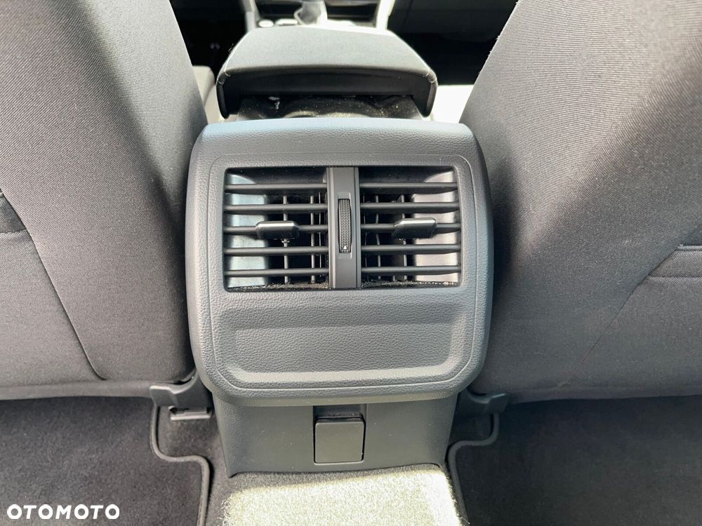 Volkswagen Passat - 15