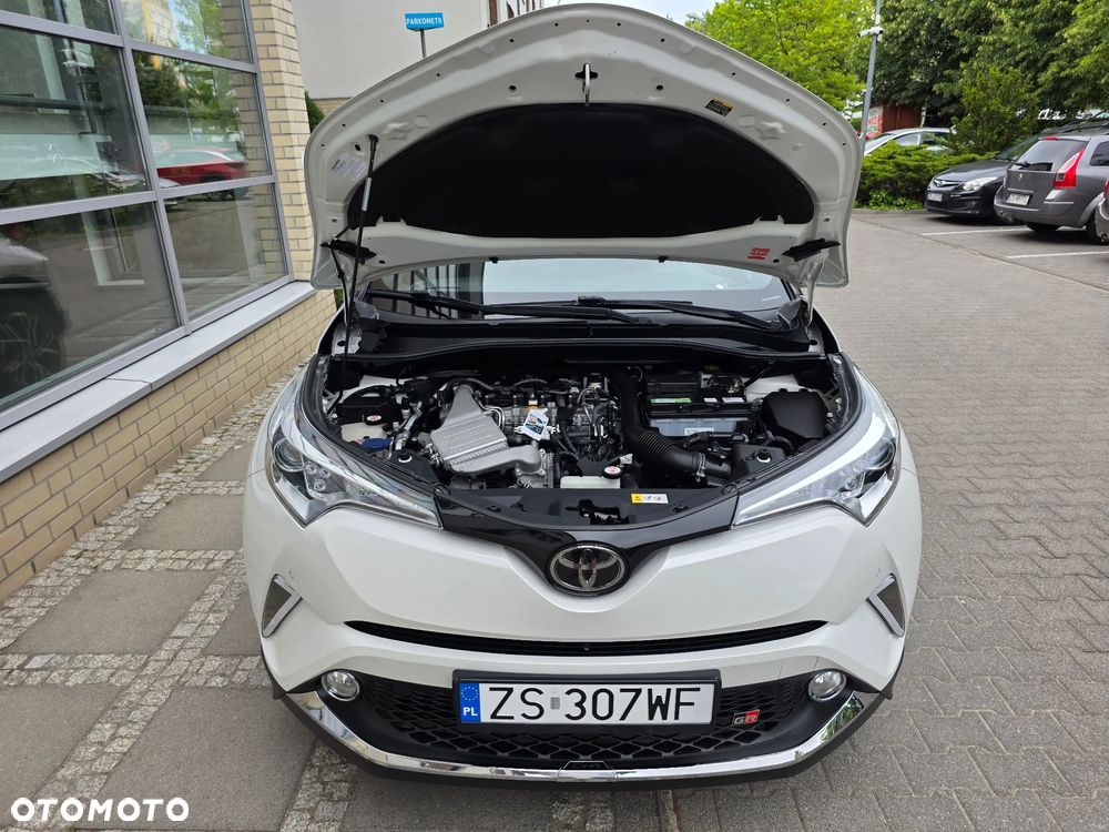 Toyota C-HR - 12