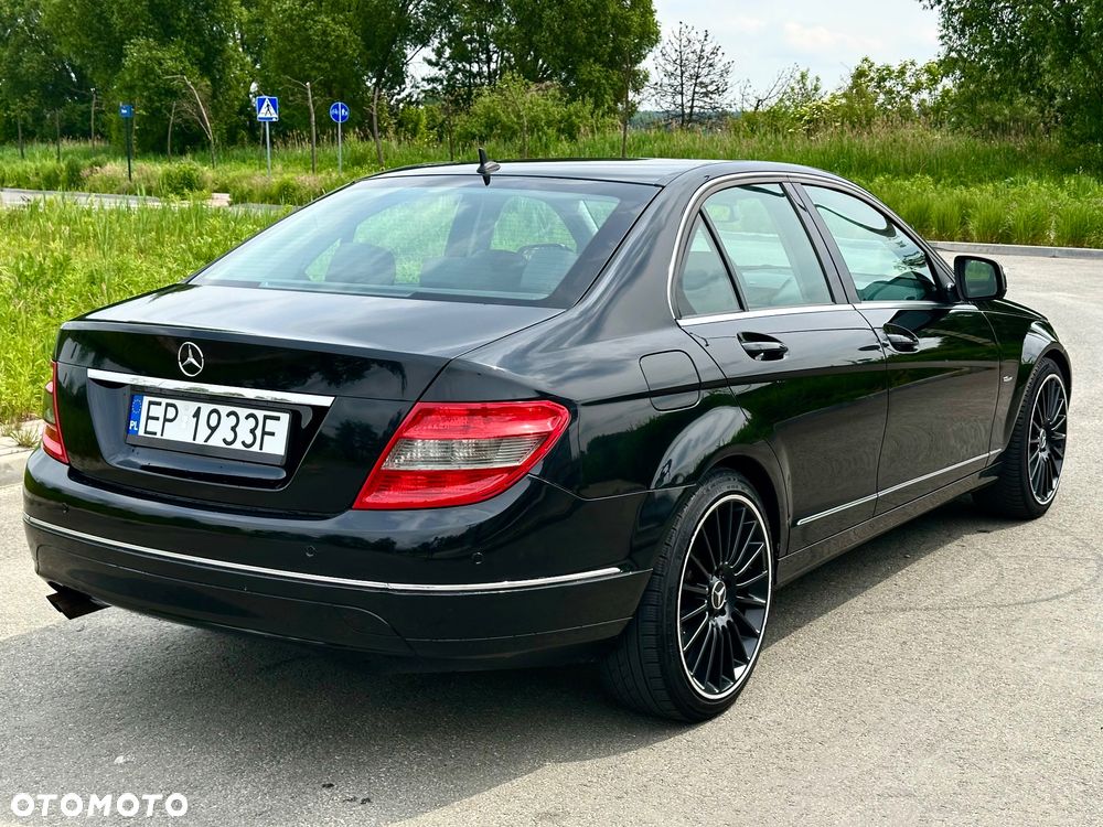 Mercedes-Benz Klasa C 180 Kompressor Avantgarde - 14