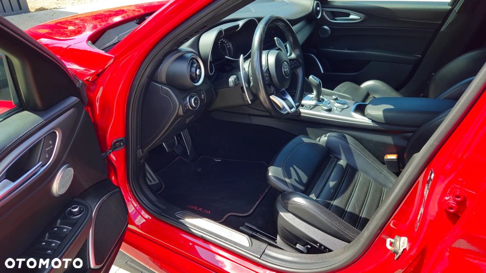 Alfa Romeo Giulia 2.0 Turbo Veloce Q4 - 21