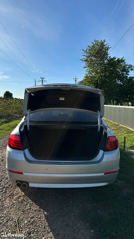 BMW Seria 5 520d Aut. - 26