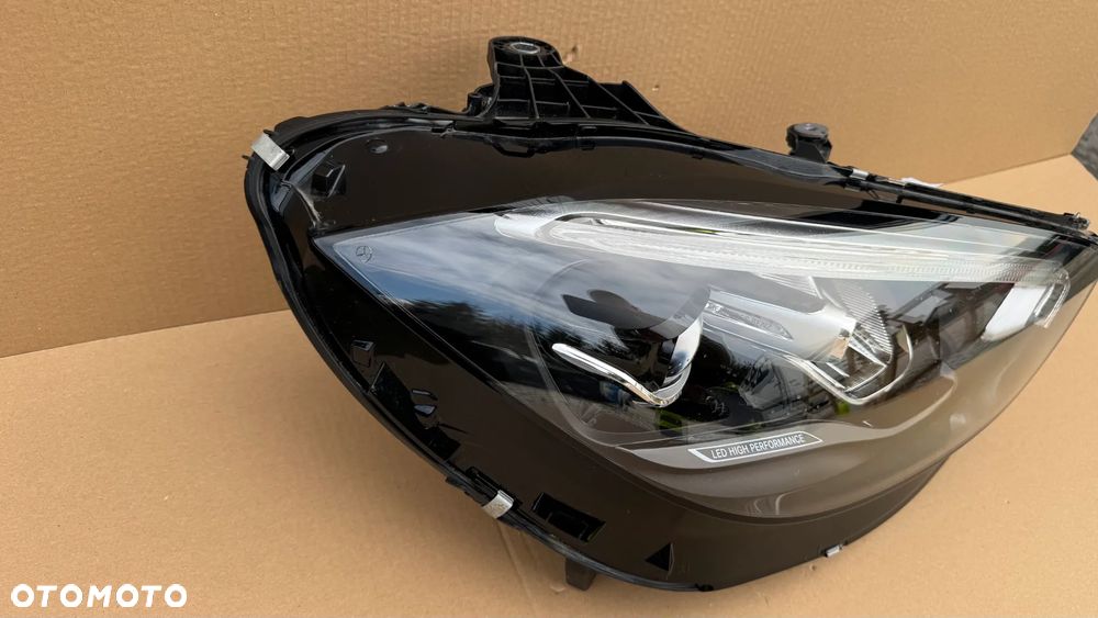 Lampa Mercedes C klasa W206 A206 Performance prawa Przód Przednia - 4