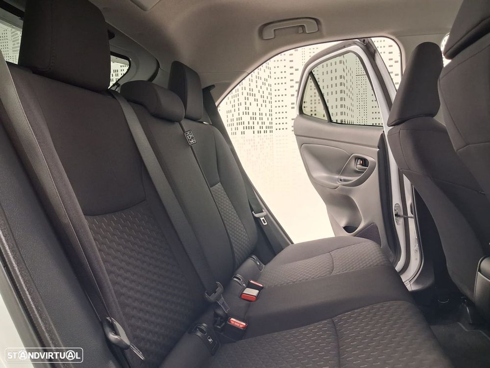 Toyota Yaris Cross 1.5 HDF Comfort Plus - 13