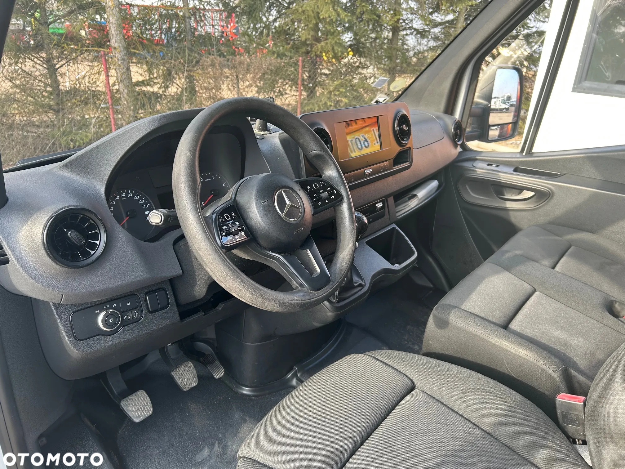 Mercedes-Benz Sprinter 316 kontener+winda - 13