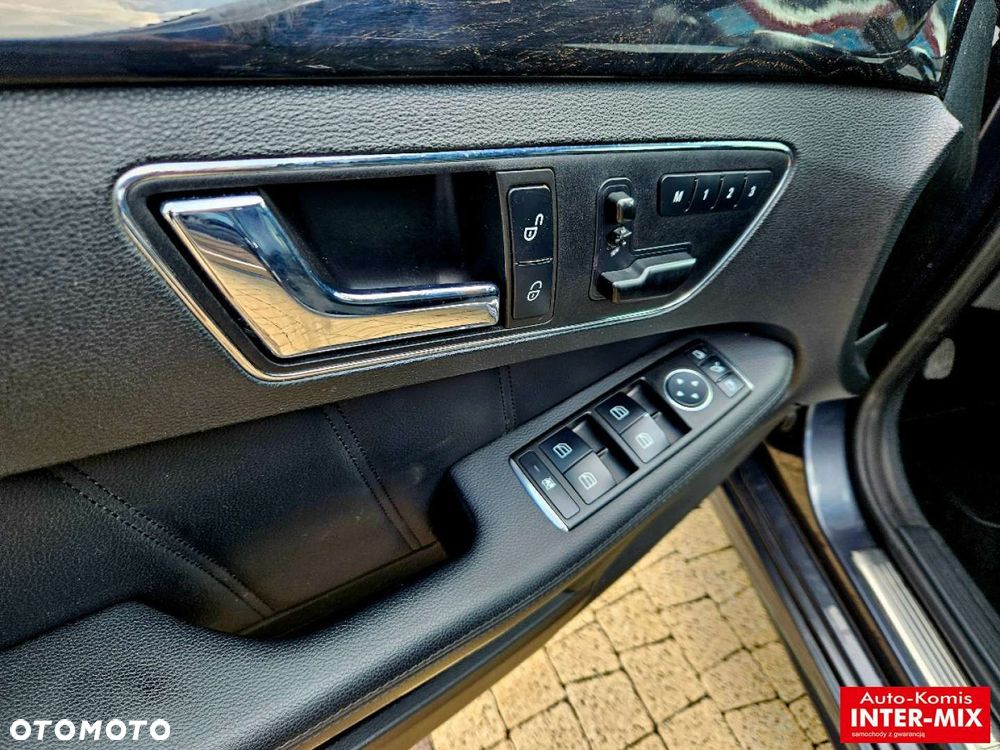 Mercedes-Benz Klasa E - 21