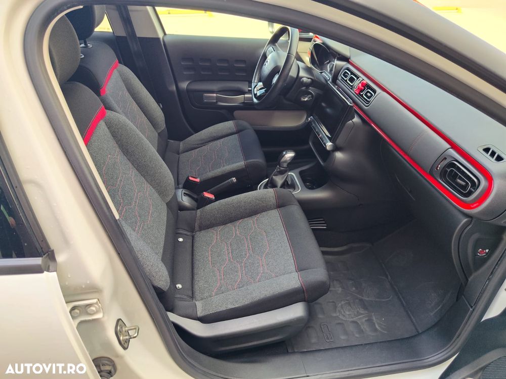 Citroën C3 1.2 PureTech BVM Shine - 9