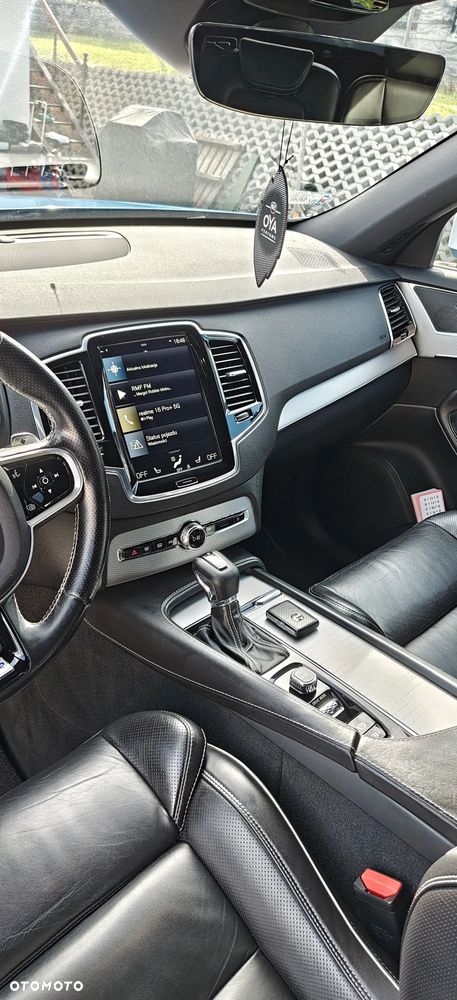Volvo XC 90 D5 AWD R-Design 7os - 22