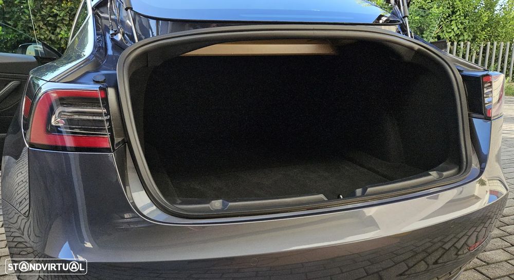 Tesla Model 3 Performance Dual Motor AWD - 11