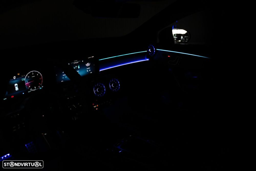 Mercedes-Benz CLA 220 d Shooting Brake AMG Line Aut. - 54