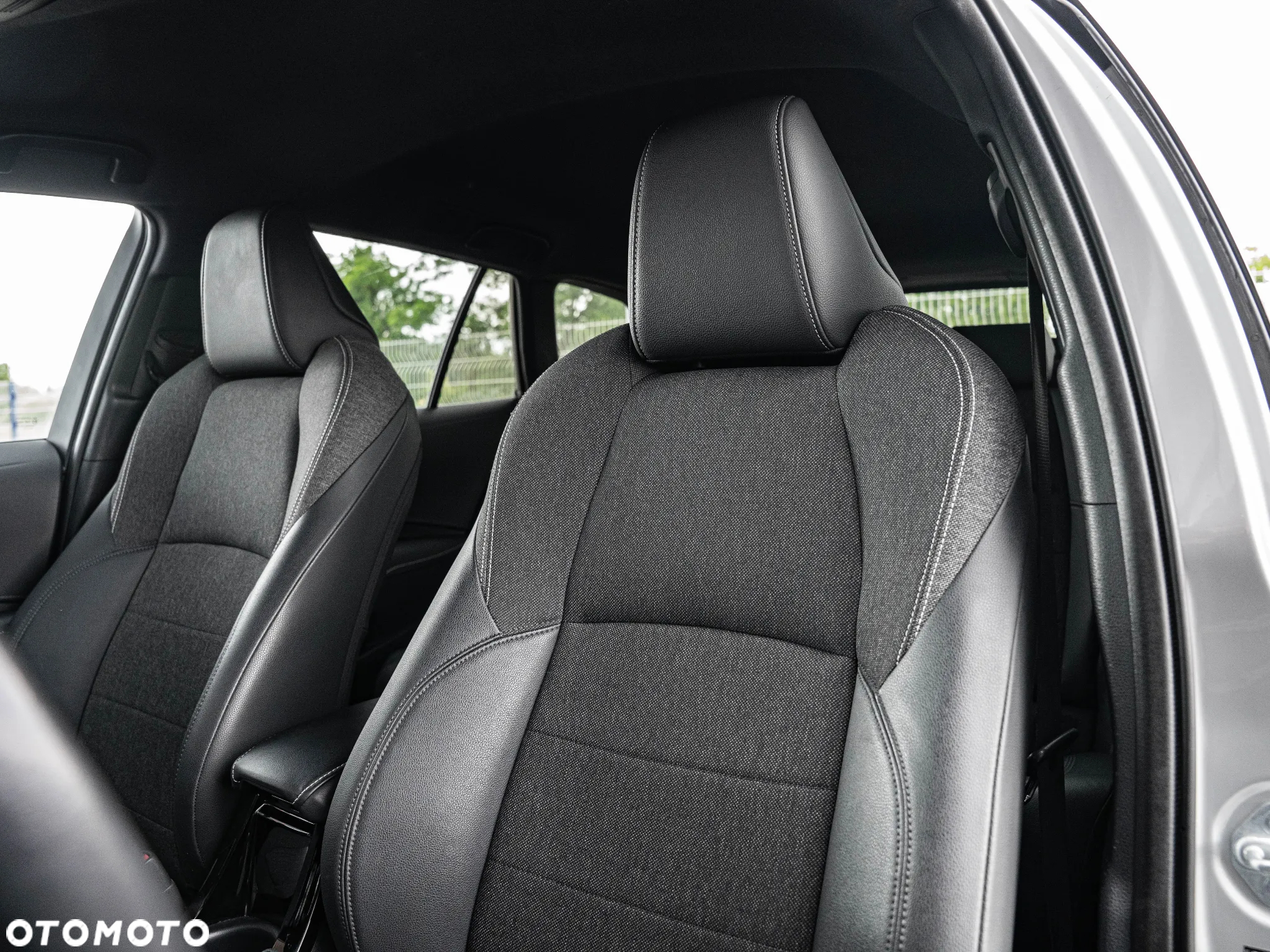 Toyota Corolla 1.2 T Comfort - 24