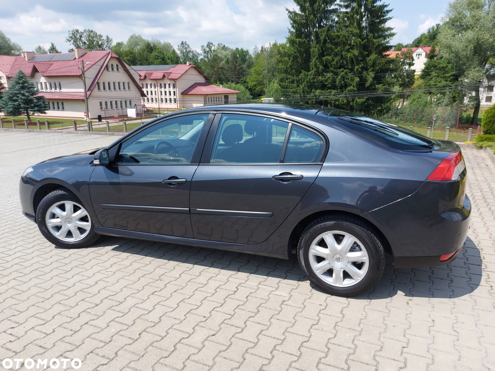 Renault Laguna - 8