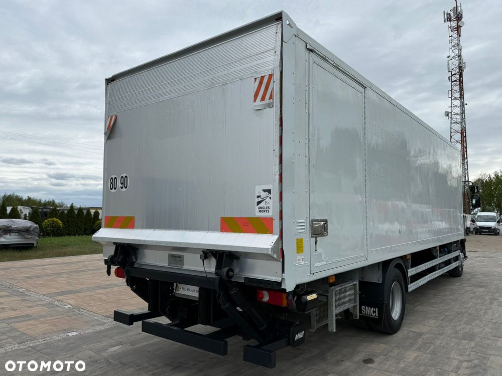Renault D14 - 5