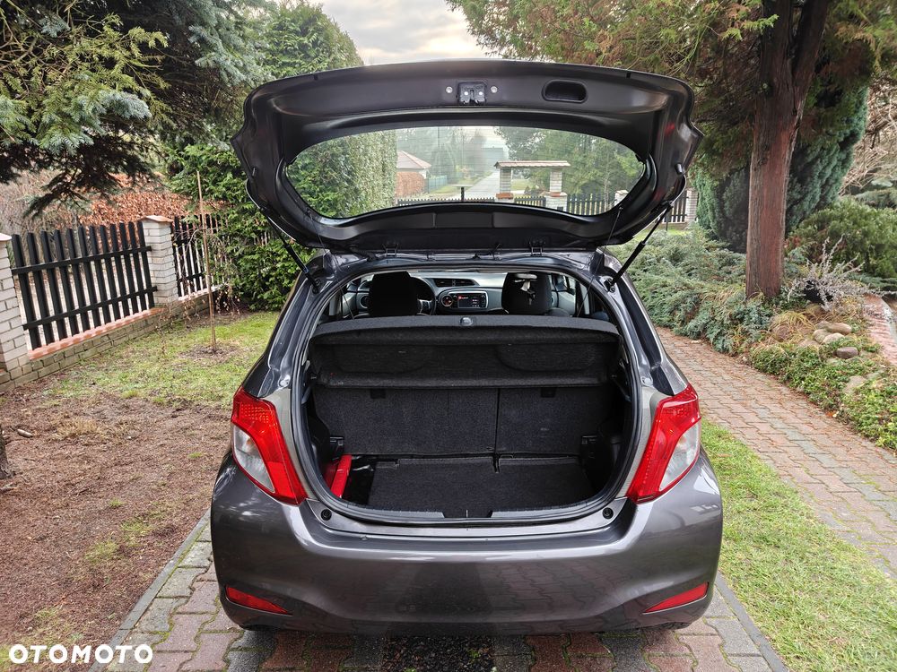 Toyota Yaris - 30