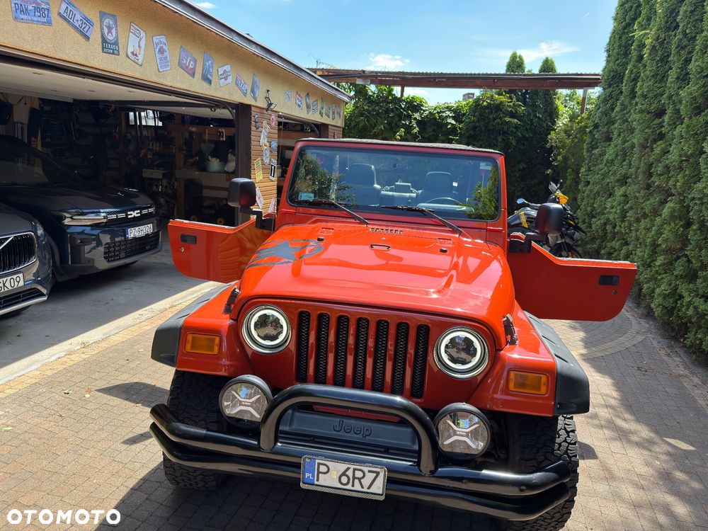Jeep Wrangler - 6