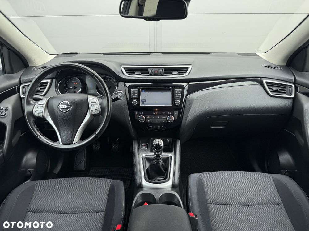 Nissan Qashqai - 14