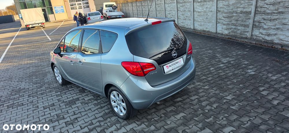 Opel Meriva - 10