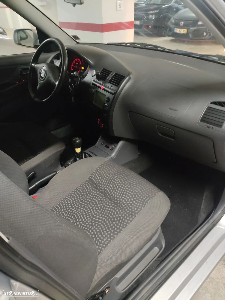 SEAT Cordoba Vario 1.4 16V Signo - 6