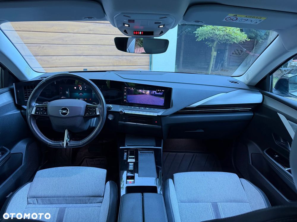 Opel Astra 1.2 T Elegance S&S - 25