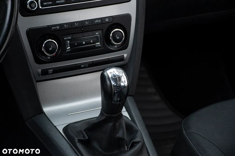 Skoda Octavia 1.4 TSI Ambiente - 22