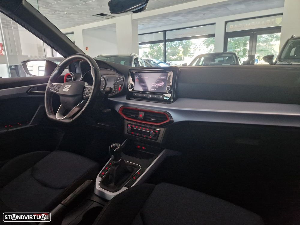SEAT Arona 1.0 TSI FR - 10