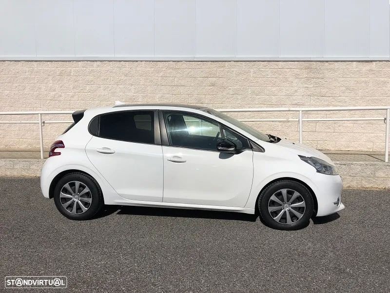 Peugeot 208 e-HDi 68 EGS5 Stop&Start Active - 2