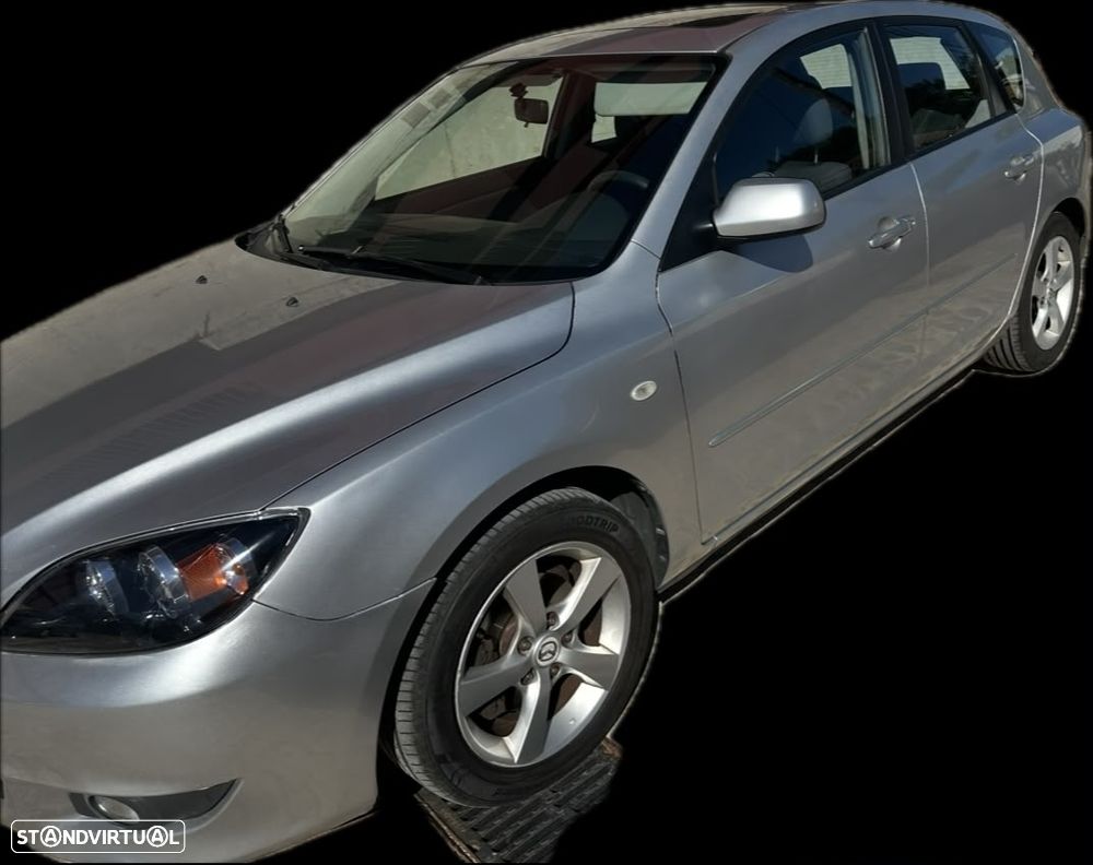 Mazda 3 Hatchback — photo 4
