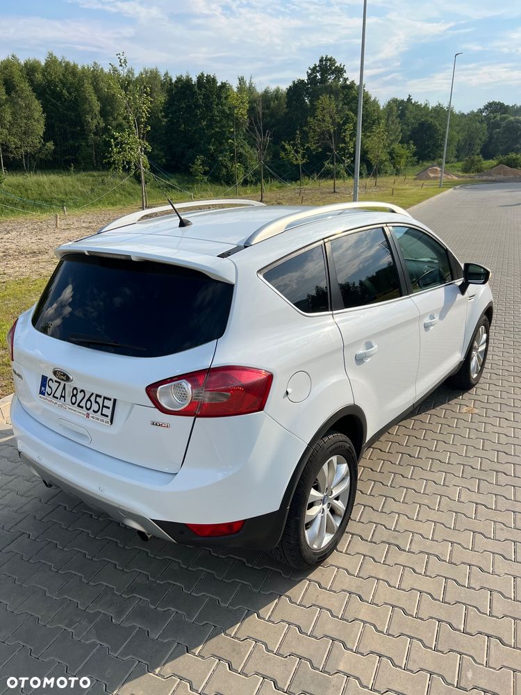 Ford Kuga 2.0 TDCi 4x4 Titanium - 11