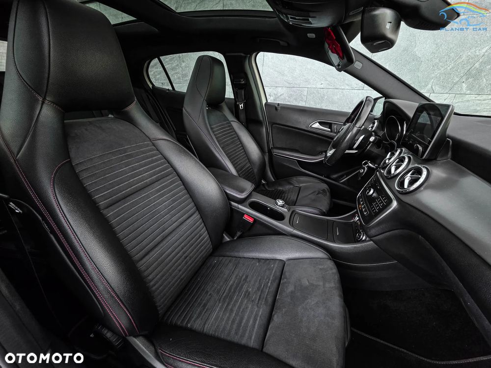 Mercedes-Benz GLA 220 d 4Matic 7G-DCT AMG Line - 16