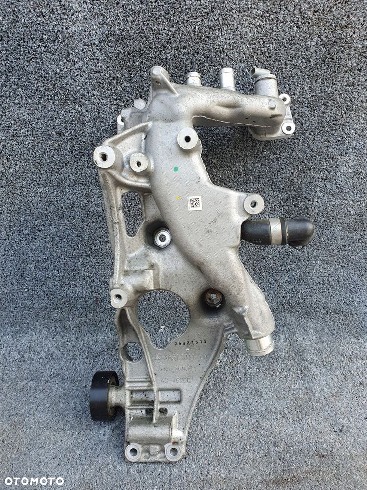 łapa alternatora 2.2 cdi mercedes cla - 1