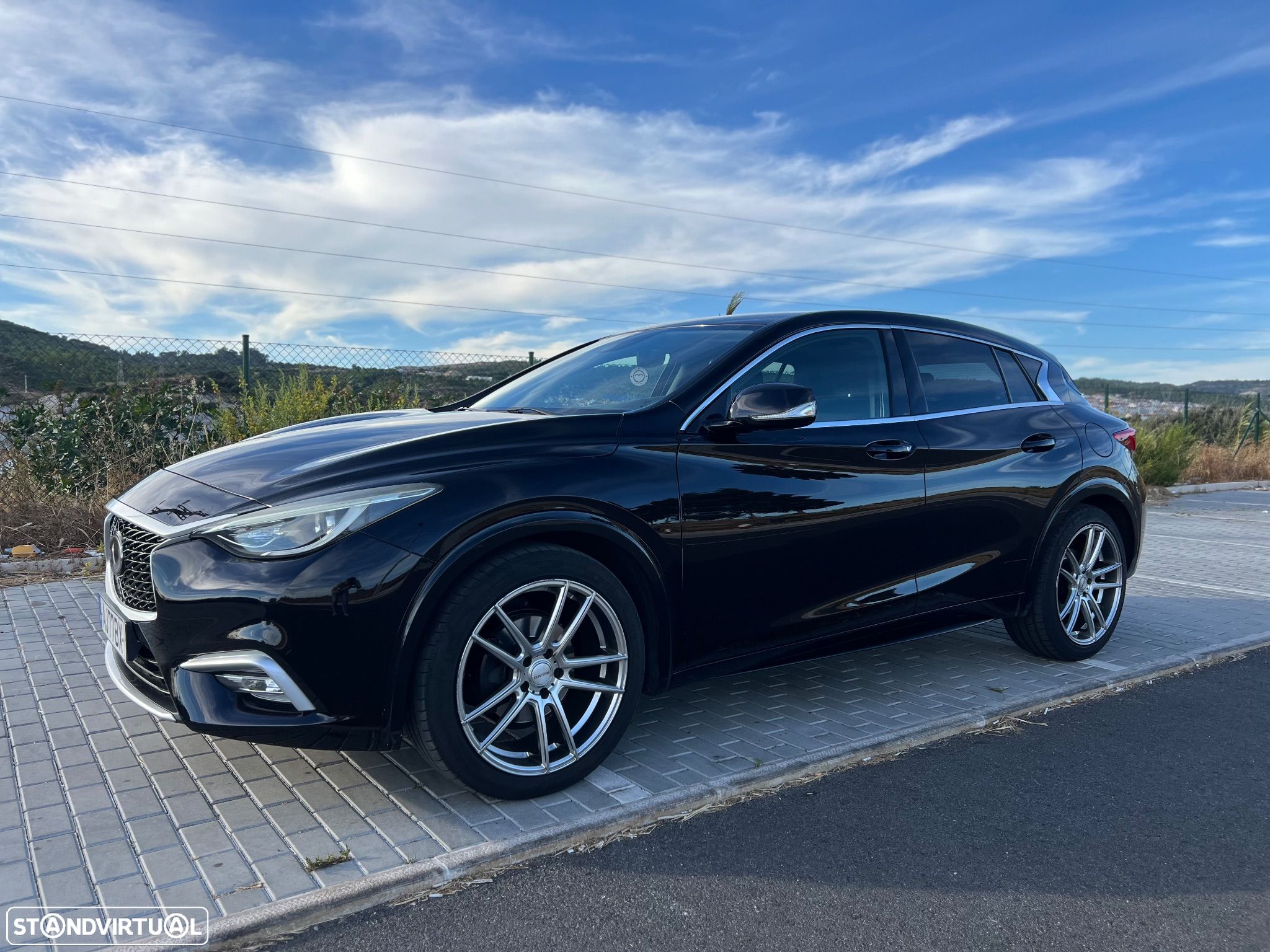 Infiniti Q30 1.5d DCT Business - 1