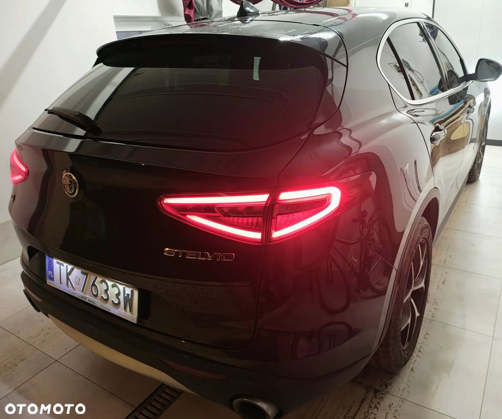 Alfa Romeo Stelvio 2.0 Turbo Super Q4 - 8