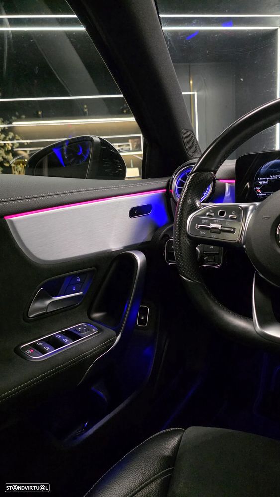 Mercedes-Benz A 250 e AMG Line - 17