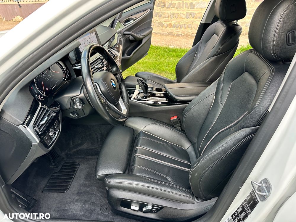 BMW Seria 5 520d Aut. - 10