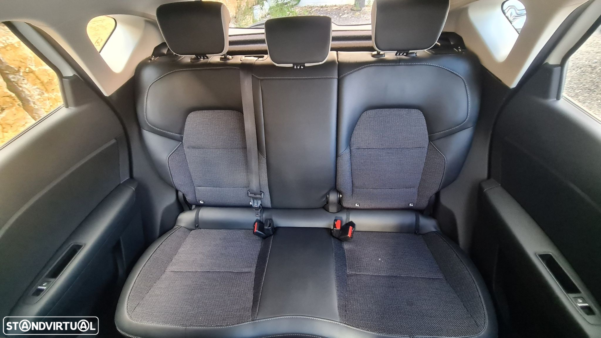 Renault Captur 1.6 E-Tech Plug-In Intens - 44