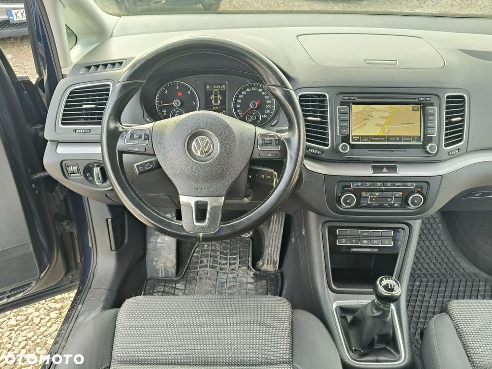 Volkswagen Sharan - 14