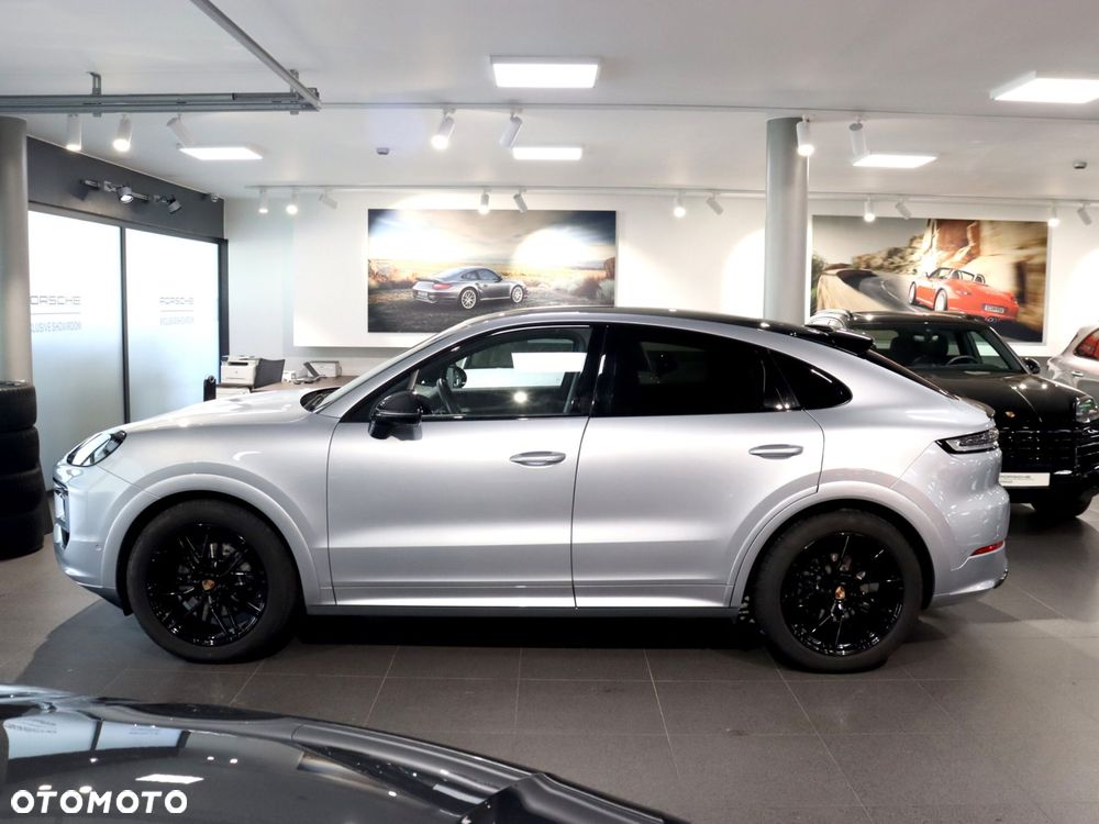 Porsche Cayenne Standard - 2