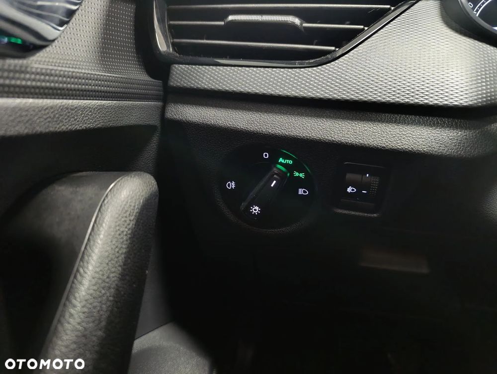 Skoda Kamiq 1.0 TSI Ambition - 10