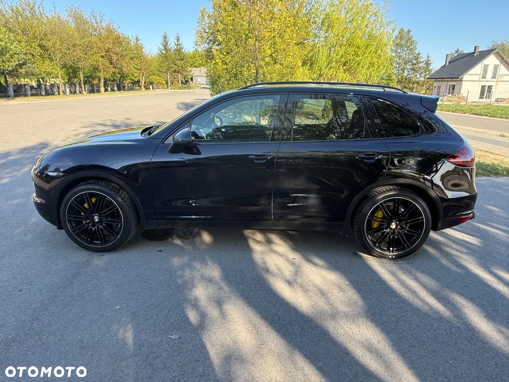 Porsche Cayenne - 4