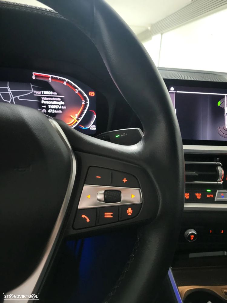 BMW 318 d Luxury Line - 11