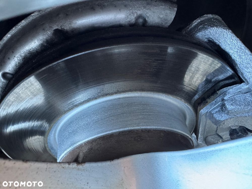 Volkswagen Golf 1.6 Goal - 29