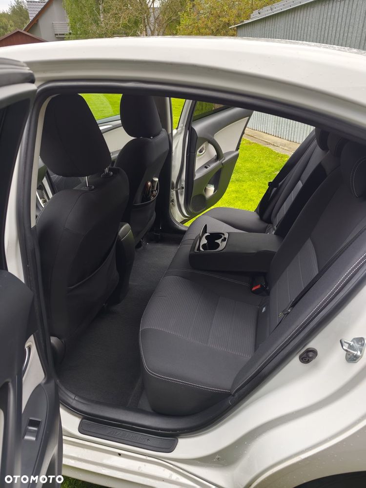 Toyota Avensis 2.0 D-4D Selection - 7
