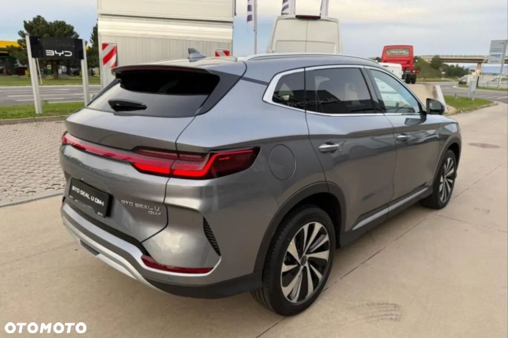 BYD Seal U 1.5T Design AWD - 7